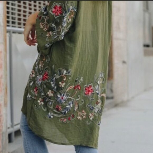 Floral Embroidered Kimono - Picture 3 of 8